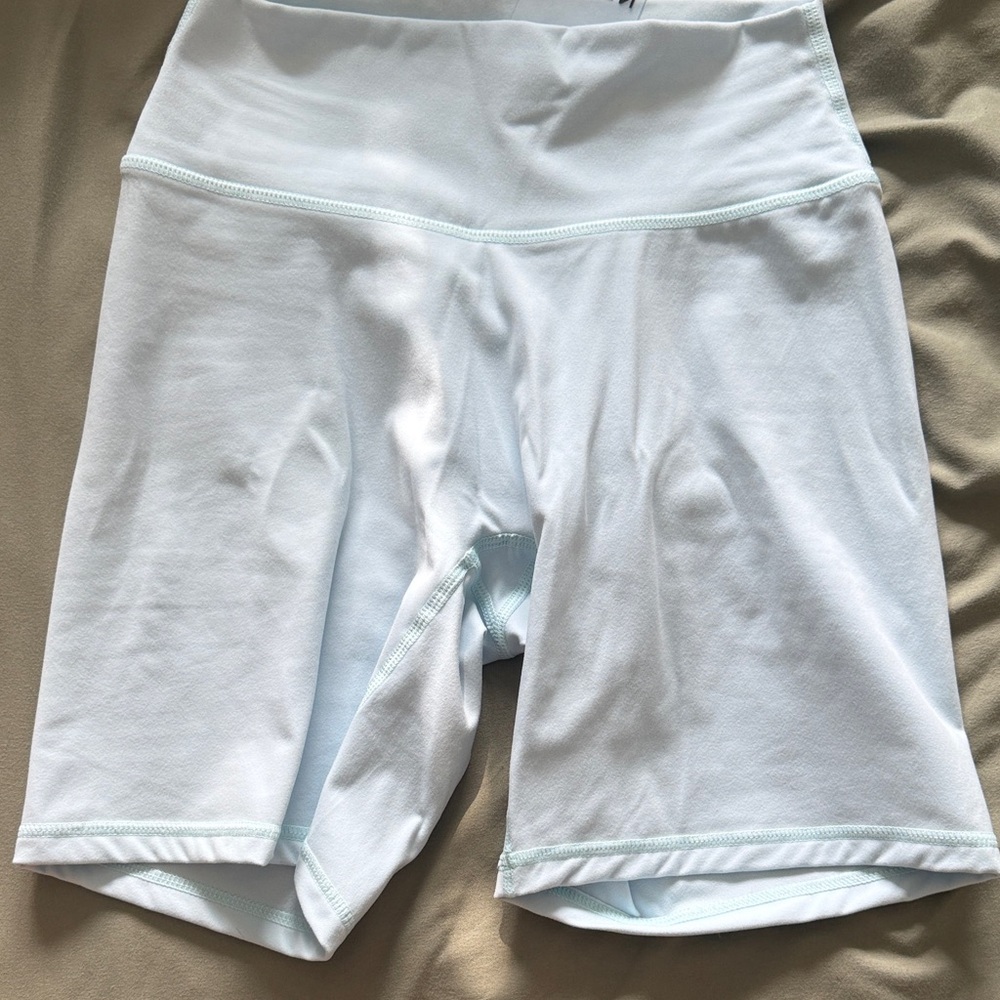 NVGTN Seaside Aera Shorts